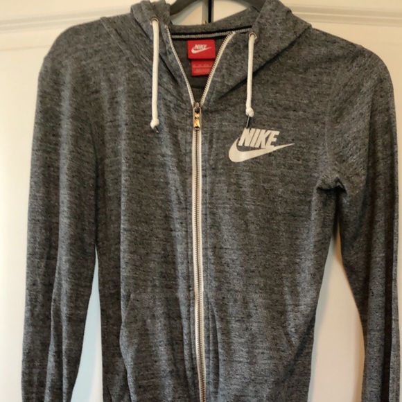 Nike Tops - Nike zip up